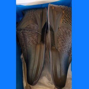 Size 11.5 - BrandBlack J Crossover 2.5 LOW 263BB/BBK